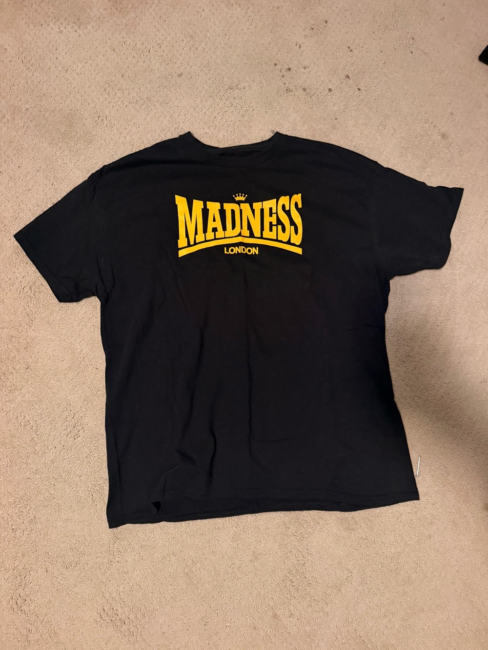 Black Graphic Tee - MADNESS LONDON